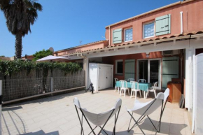Agréable Maison de vacances climatisee, 2 chambres pour 5 couchages, Résidence securisee avec piscine commune LE CLOS DE SOCORRO, 800m de la plage Portiragnes plage LRCS95